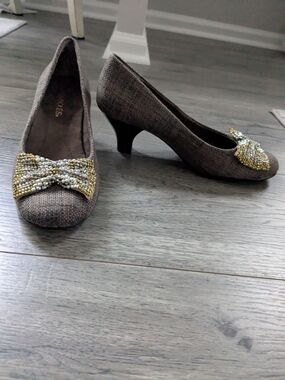 Aerosoles Pumps Womens 8M Sunwise Heel Brown Tweed Metal Bow Shoes Dark Academia